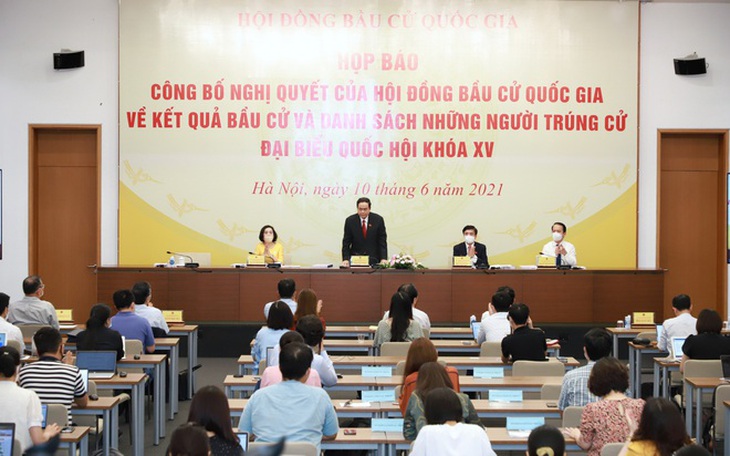 hop bao cong bo 499 DBQH